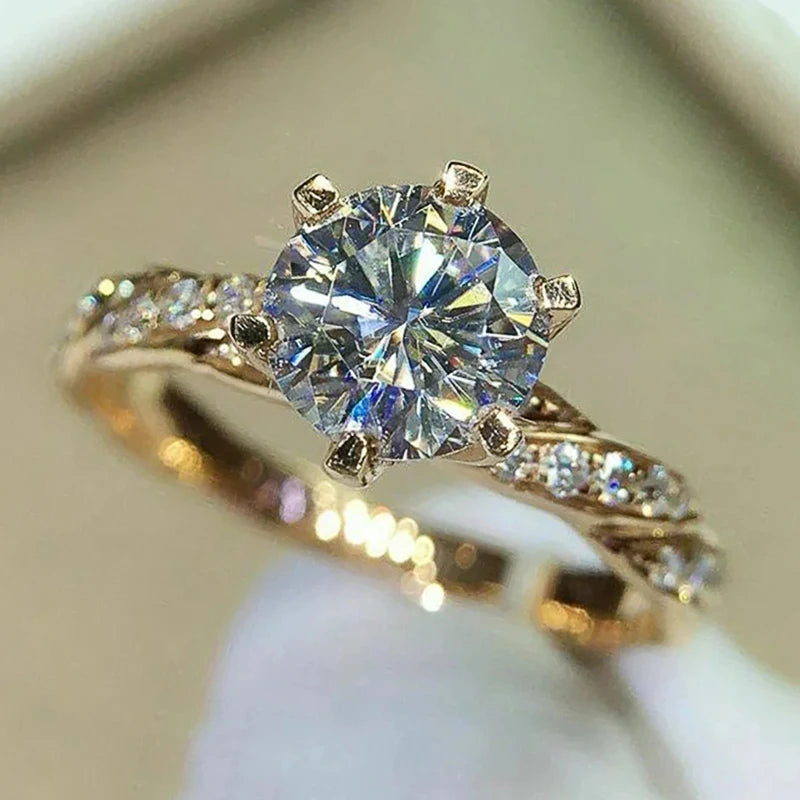 Huitan Luxury CZ Ring.