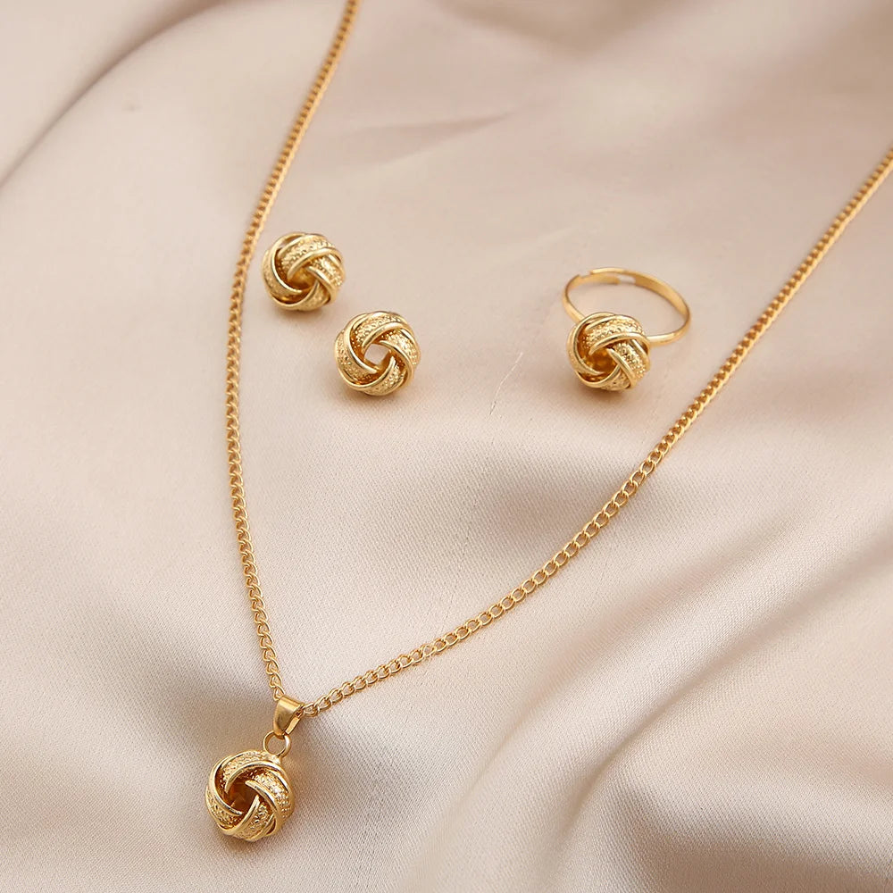 👑 Golden Elegance Knot Set 👑