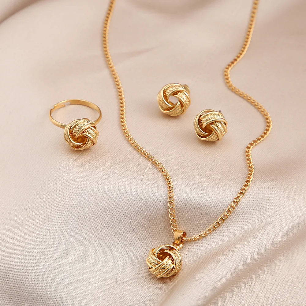 👑 Golden Elegance Knot Set 👑