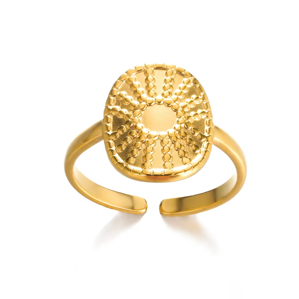 💍 Eternal Gold Ring – Timeless Elegance ✨